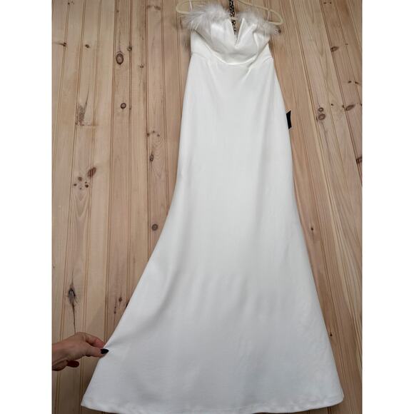 NWT Lulus Extraordinary Glam White Feather Strapless Mermaid Maxi Dress Bride L - Picture 5 of 10